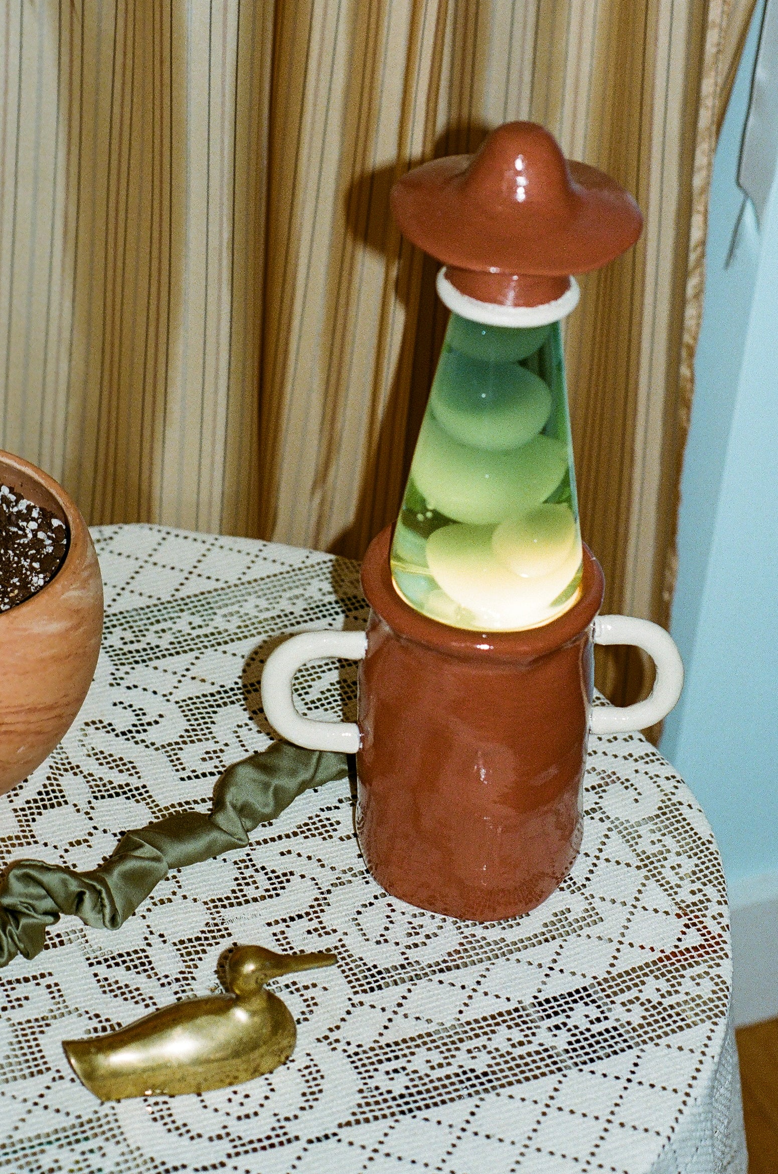 WHOLLY FUTURE Groove Tube