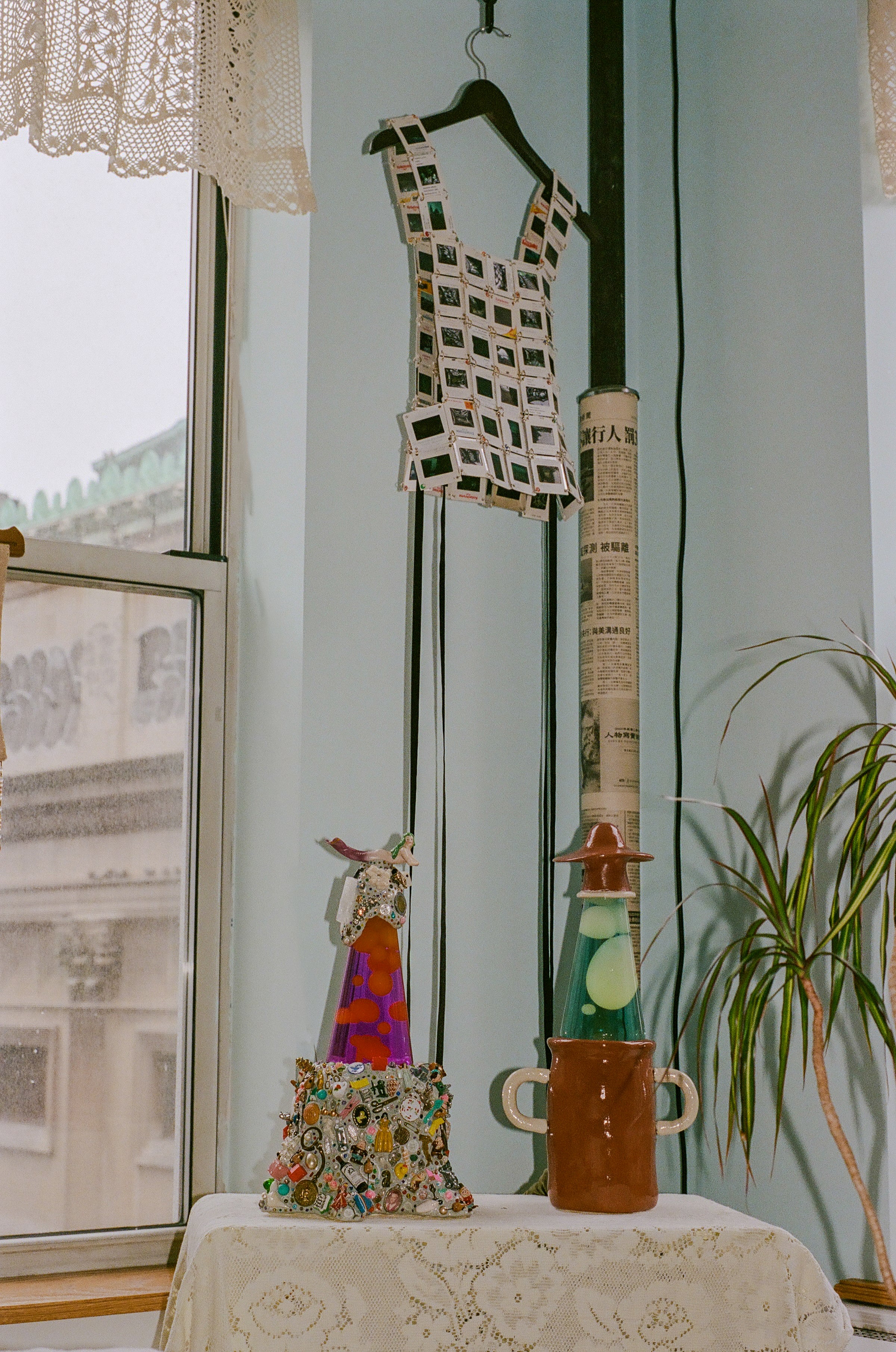 WHOLLY FUTURE Groove Tube