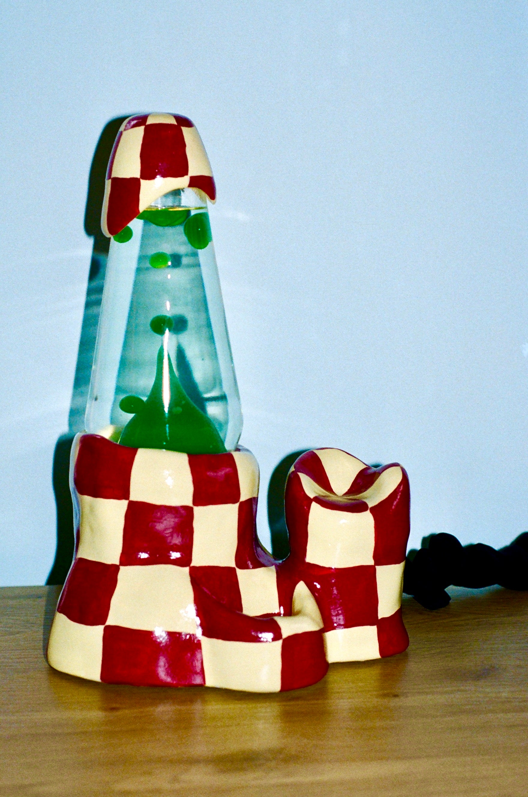 MORE POKER THAN CHESS Groove Tube