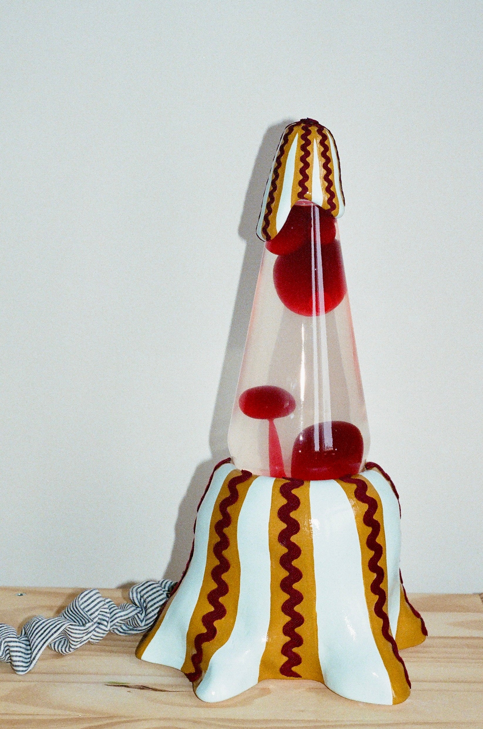 COMMON WAVELENGTH Groove Tube